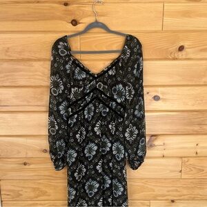 Promesa Black and Blue Floral Long Sleeve Dress